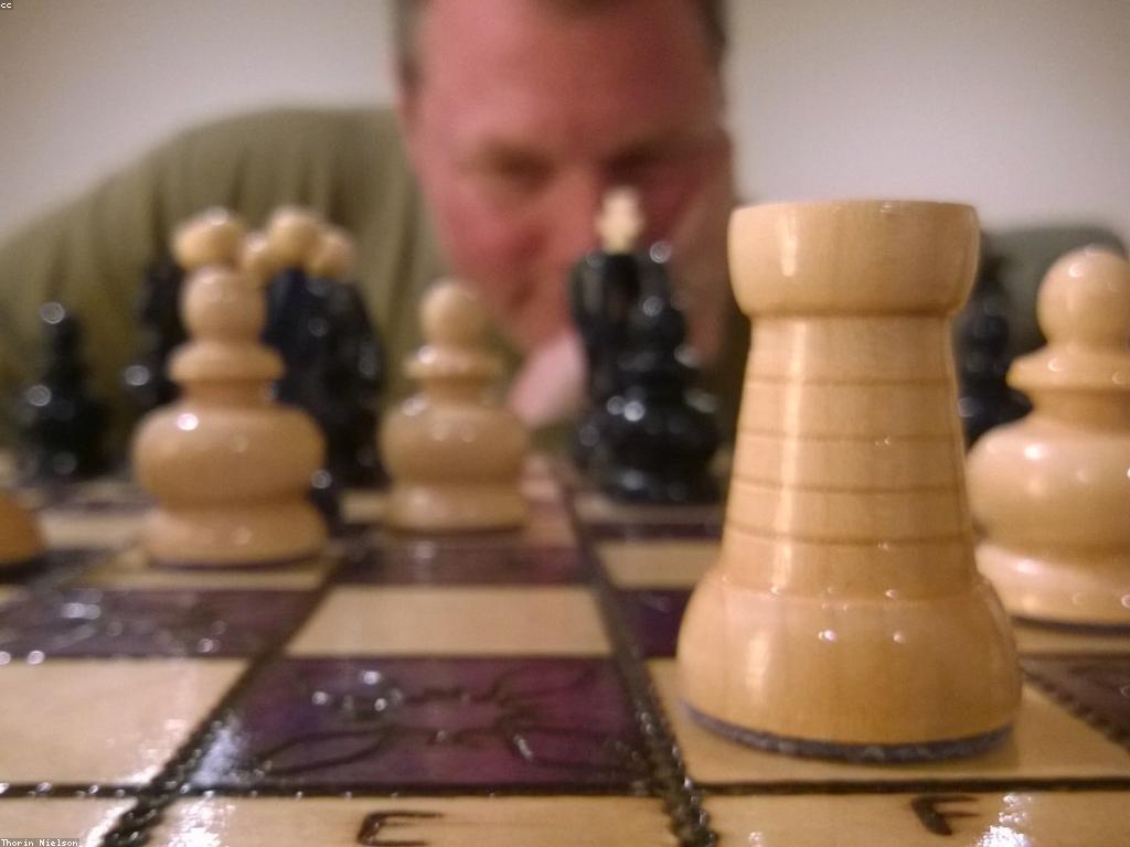 យុទ្ធសាស្ត្រលេង: ការបង្កើតយុទ្ធសាស្ត្រលេងដែលមានប្រសិទ្ធភាព